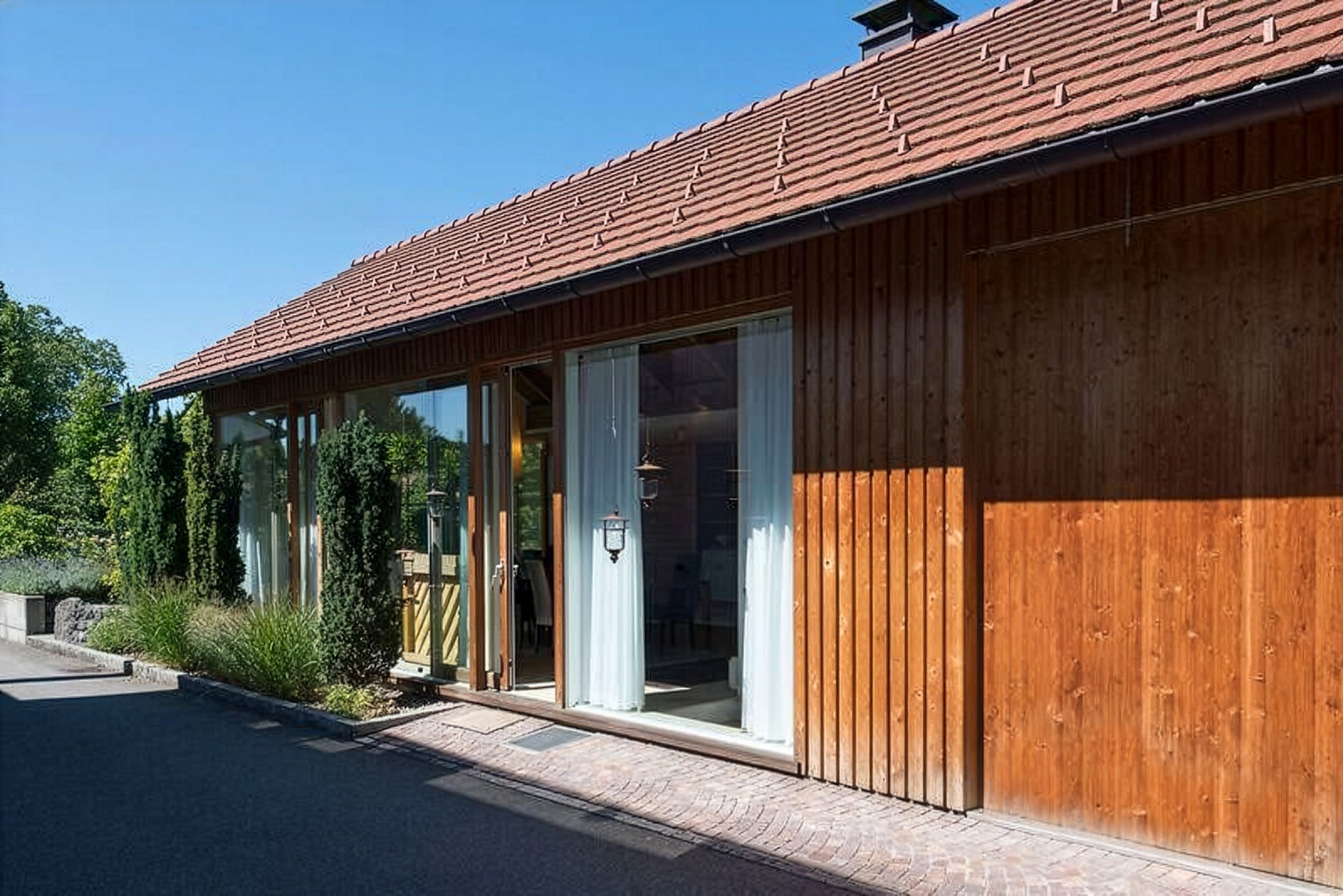 Vinum Lodge Schrägansicht